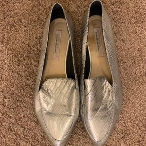 Stylish Silver Flats - Chinese Laundry